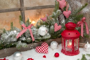 red-rustic-christmas-decoration-window-sill-red-checked-hearts-country-style-34489145